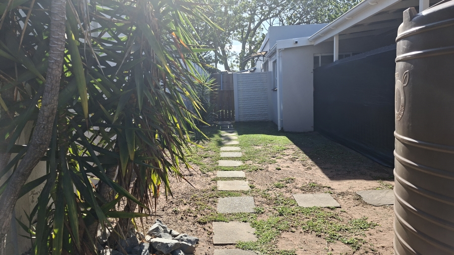 4 Bedroom Property for Sale in Gonubie Eastern Cape